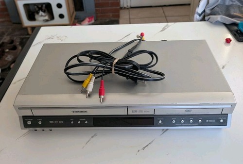 Toshiba v396su2 dvd vcr - toshiba, sd-v396su2